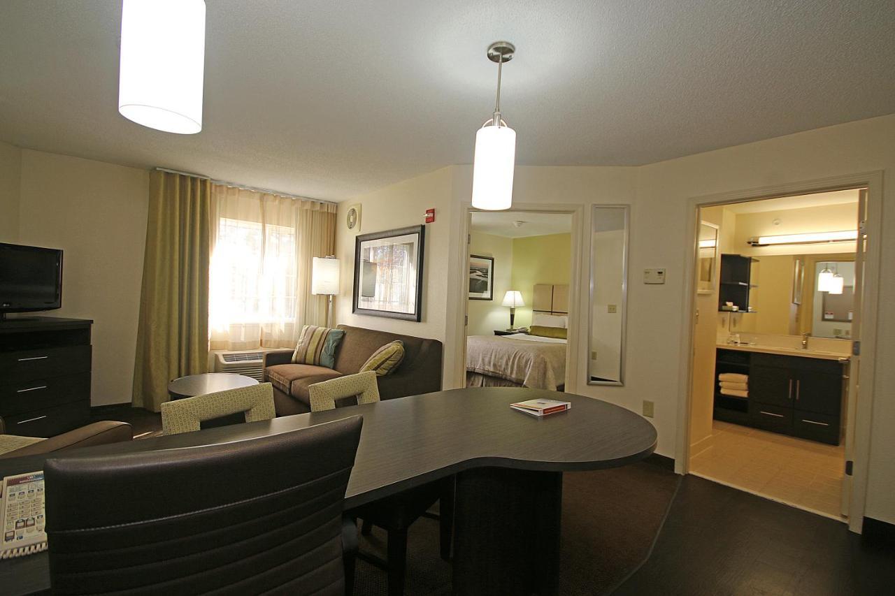 Candlewood Suites Newport News-Yorktown By Ihg מראה חיצוני תמונה